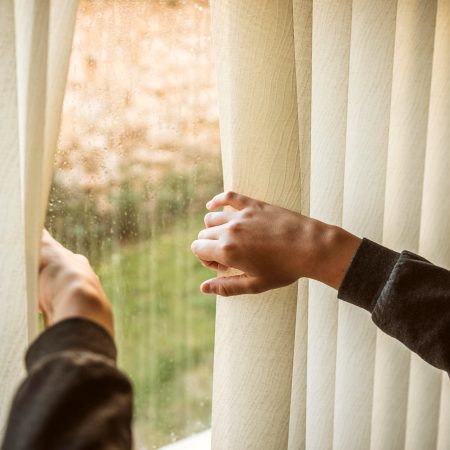 Motorized Curtains for Living rooms